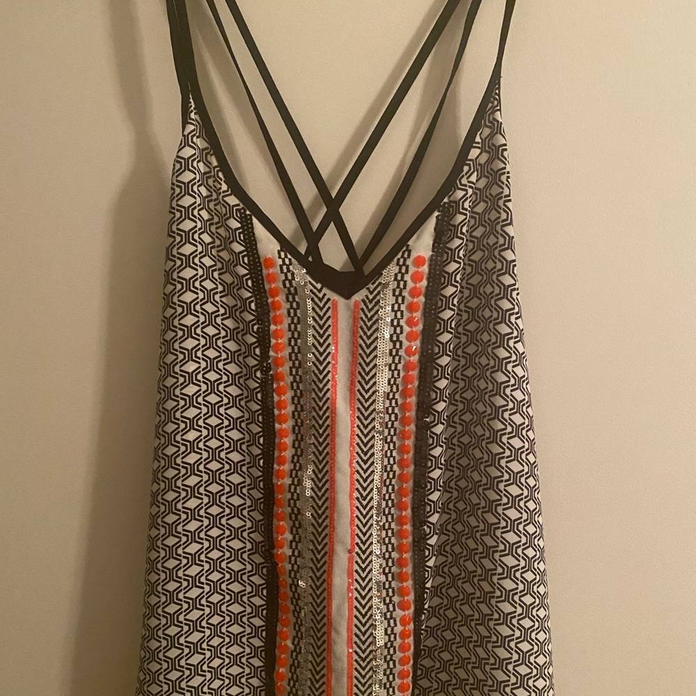 Express sequin and patterned tank